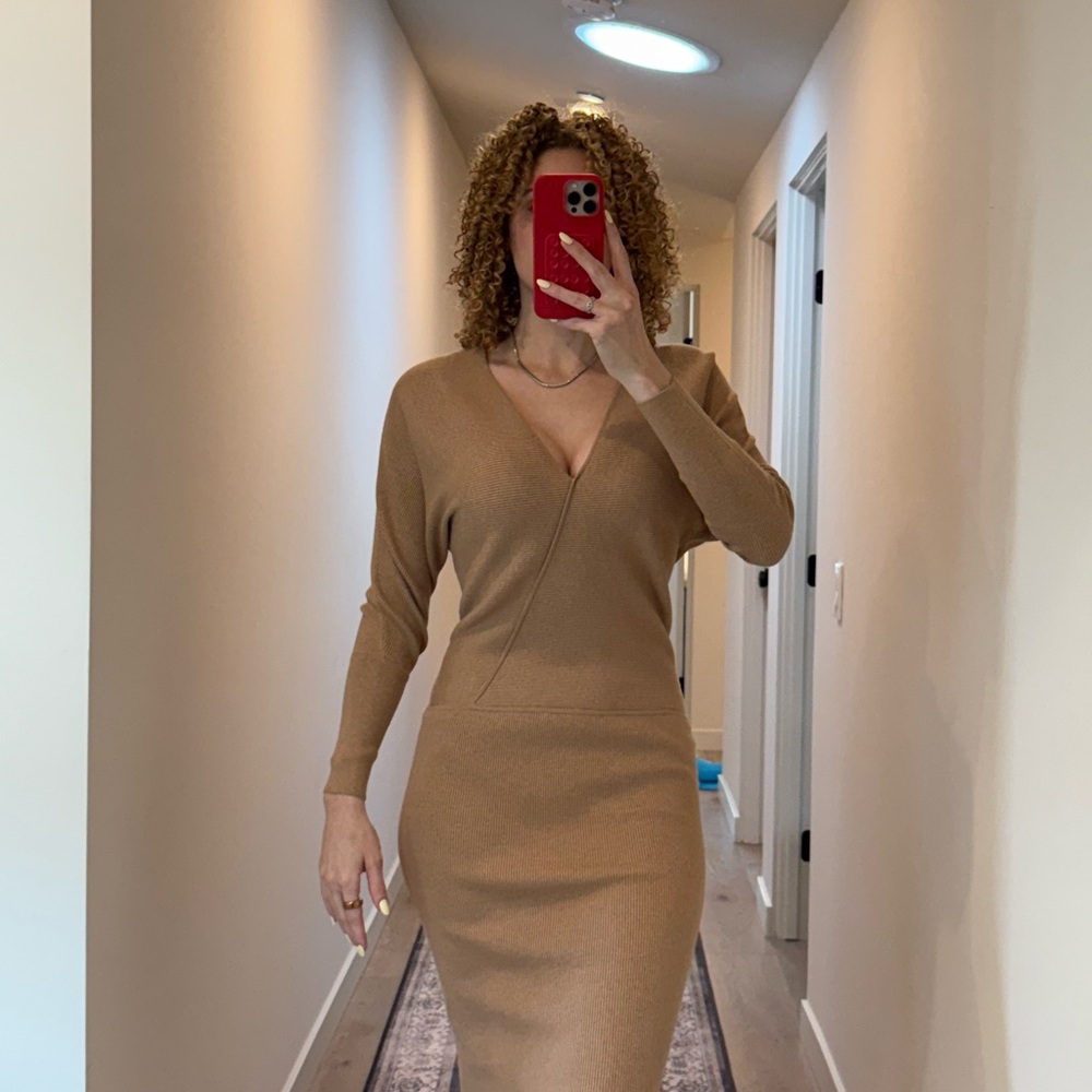 Elegant Tan Knit Dress